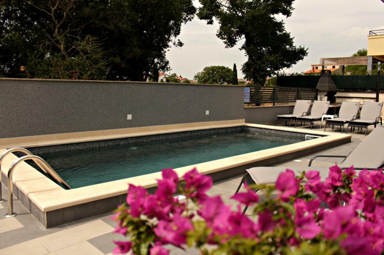 Holiday House Veli Vrh 풀라 외부 사진